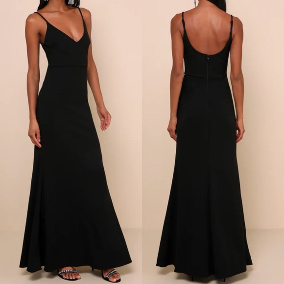 New with tag LULUS V-Neck Trumpet
GOWN DRESS Size X-SMALL BLACK  Infinite Glory - Picture 6 of 10